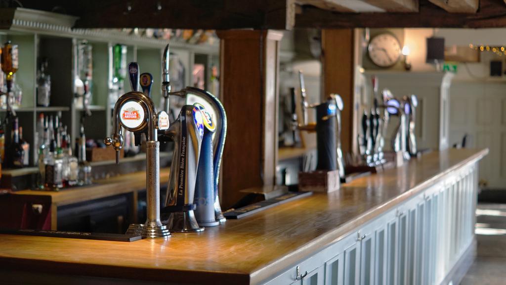 The Greyhound Inn Chalfont St Peter Εξωτερικό φωτογραφία